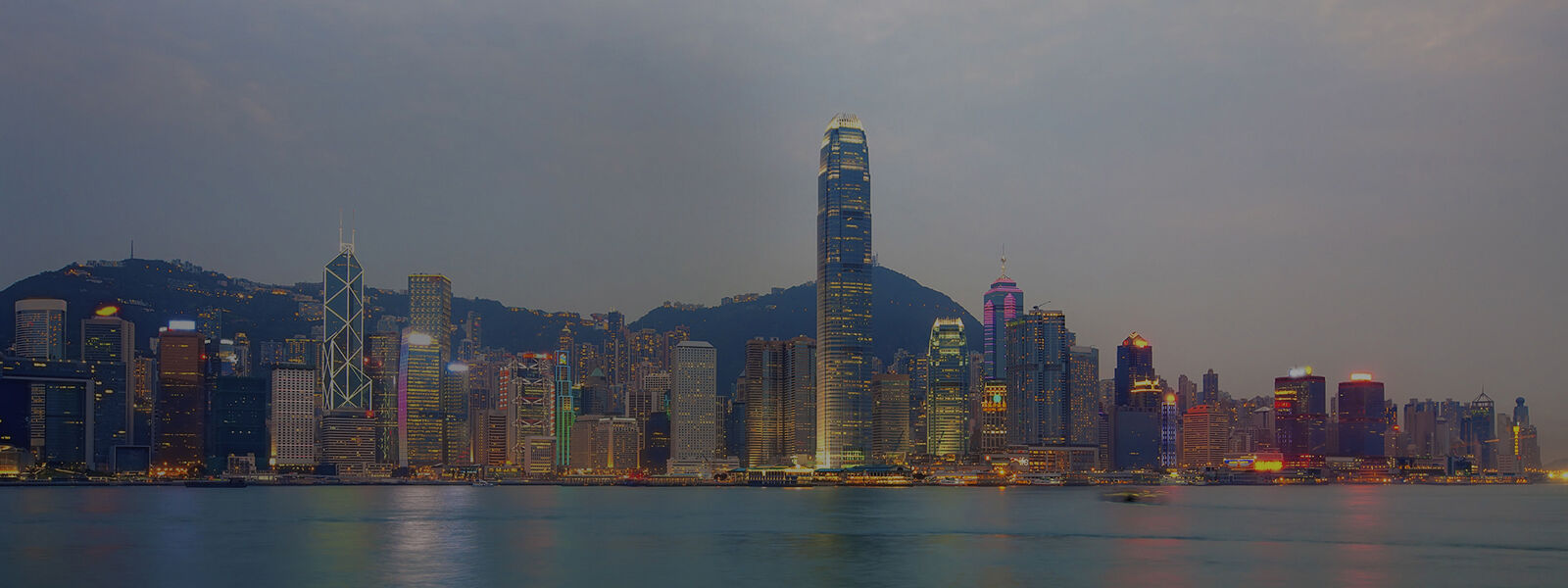 首次公开招股 — 于香港交易所创业板上市